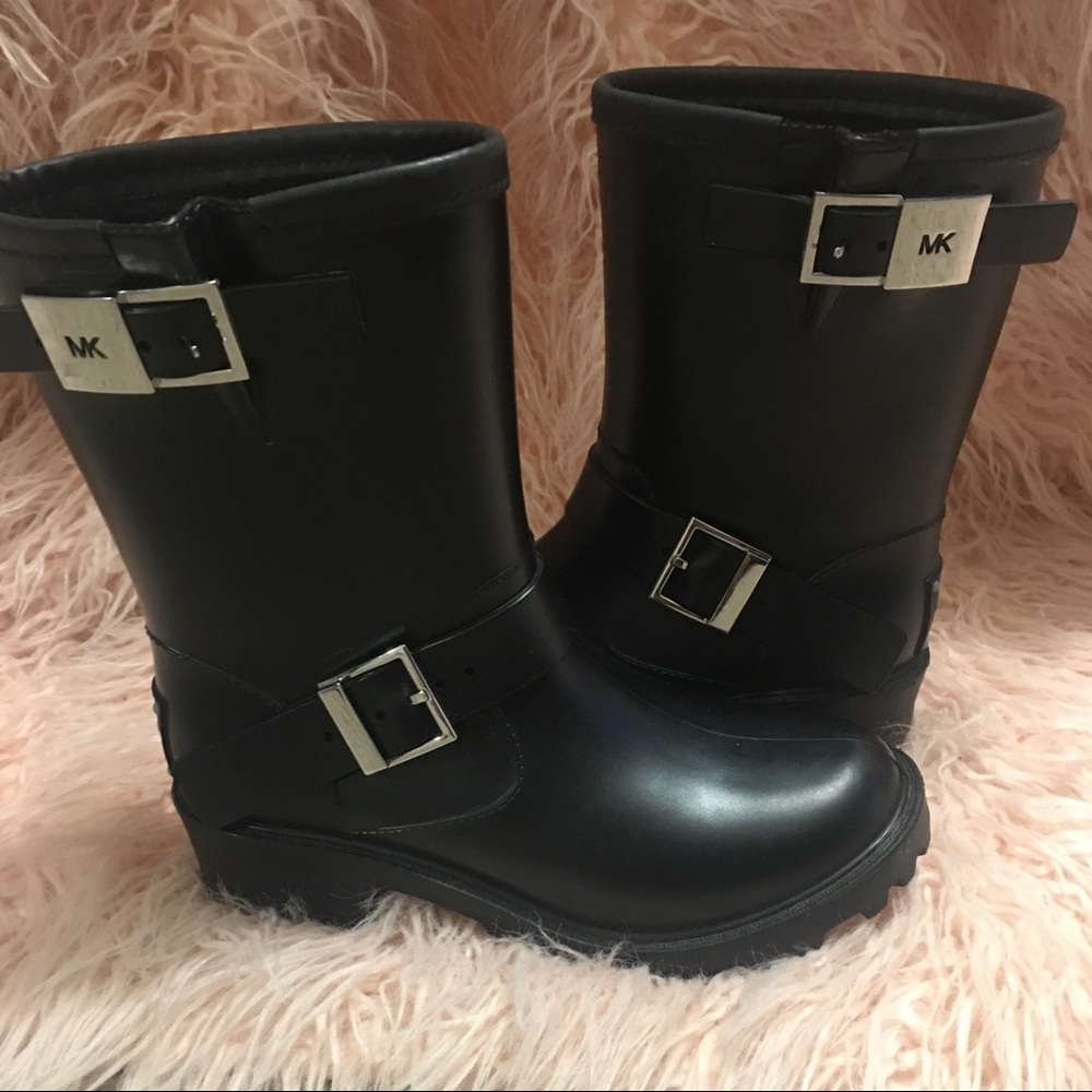 Rain boots